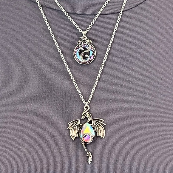 “Smaug in Flight" Dragon Handmade 2-Layer Necklace Tolkien, Empyrean Fourth Wing - Picture 8 of 16